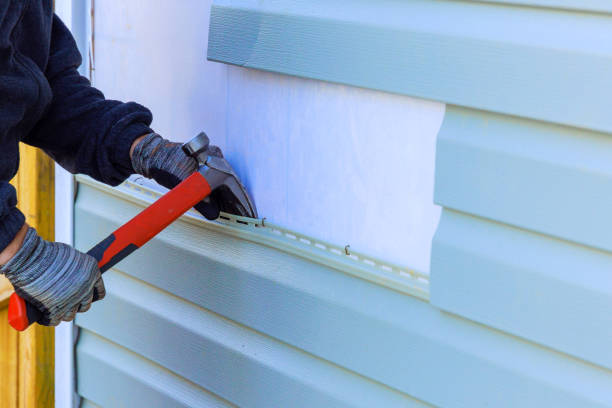 Reliable Emergency Siding Repair contractor in Terryville, NY by Squared Siding